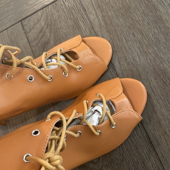 NWT BURJU Sofiya Nude Open Toe Lace Up Ankle Boots | Size 10.5 - Picture 6 of 9